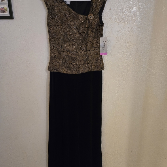 Patra Black and Gold Maxi Dress - Picture 1 of 5